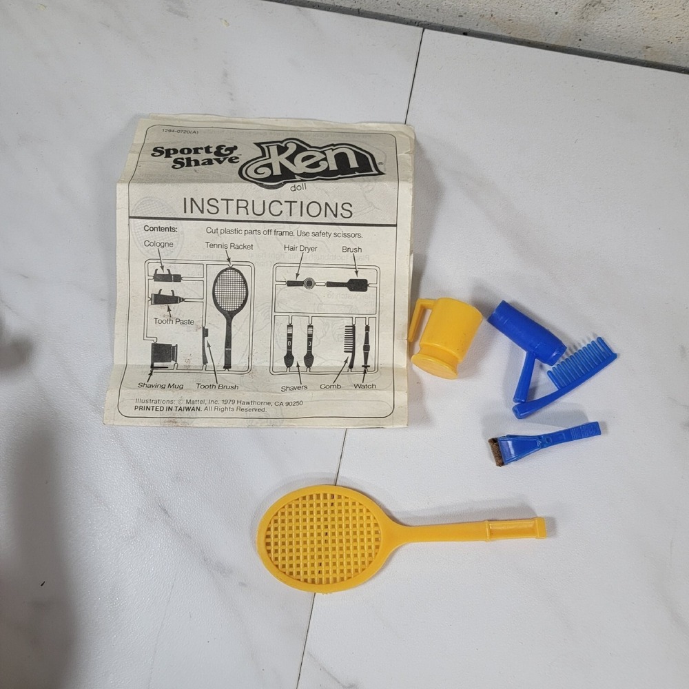 Barbie "SPORT & SHAVE KEN" COMB BRUSH Razor Rachet Cup 1980